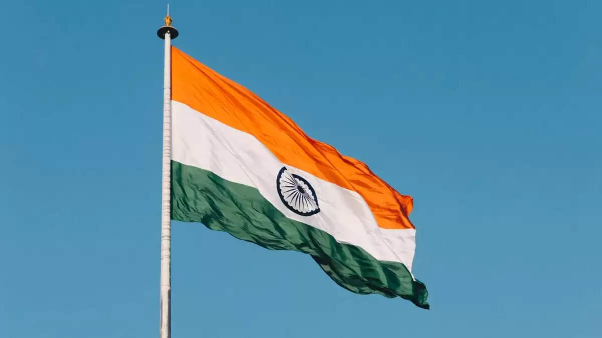 पश्चिम बंगाल में उद्योगपति का आत्मदाह का प्रयास, जानें कारण