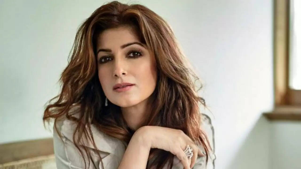 ट्विंकल खन्ना और काजोल के शो में रिश्तों पर दिलचस्प चर्चा: क्या युवा पीढ़ी ज्यादा स्मार्ट है?