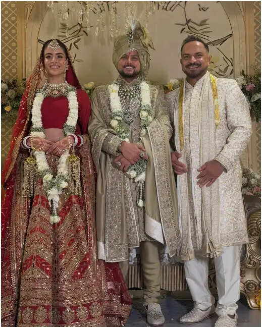 कुलदीप यादव और वंशिका चड्ढा की भव्य शादी: तस्वीरों में देखें खास लम्हें