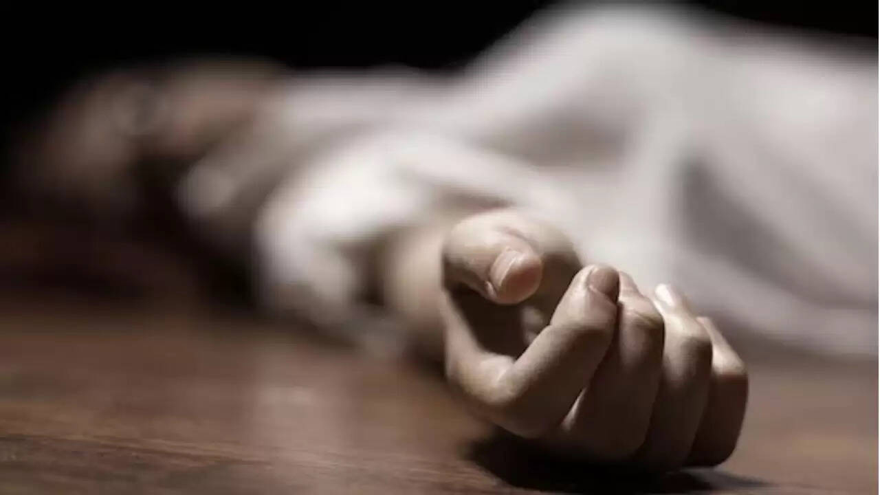 दिल्ली में दोहरे हत्याकांड से मचा हड़कंप