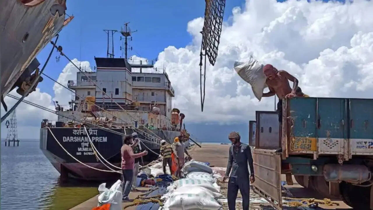 मध्य पूर्व संघर्ष का भारतीय व्यापार पर प्रभाव: निर्यात में संकट