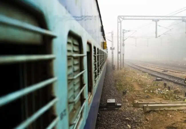 लखनऊ में युवती के अपहरण की कोशिश: फर्जी CRPF अधिकारी का खुलासा