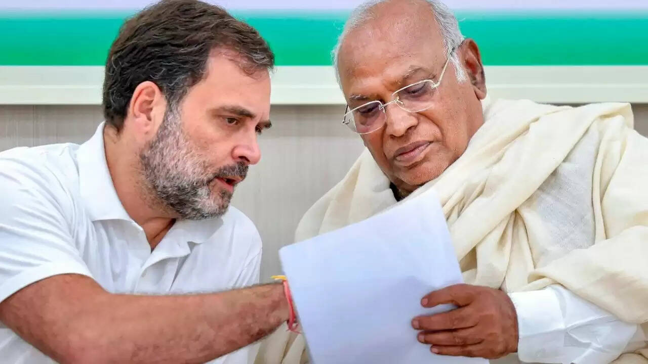 महिला आरक्षण पर राजनीति गरमाई: विपक्ष ने पीएम मोदी को पत्र लिखने की योजना बनाई