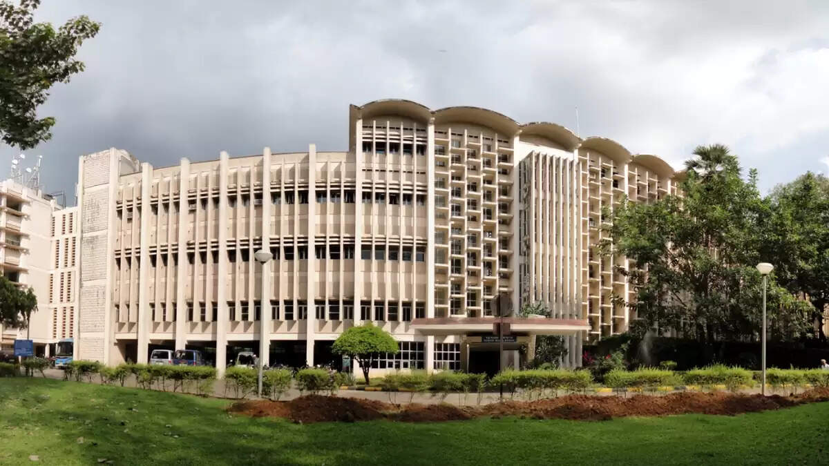 IIT बॉम्बे का कंप्यूटर साइंस कोर्स: छात्रों की पहली पसंद क्यों?