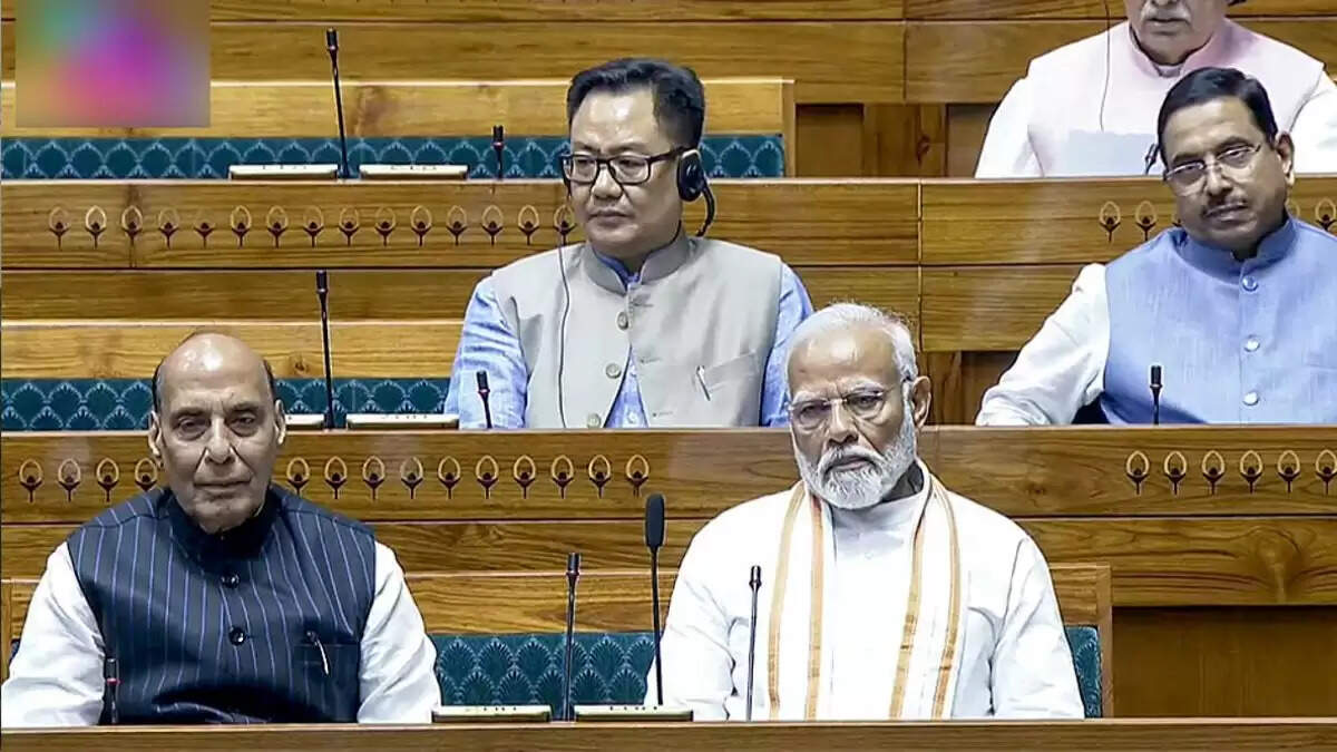संसद का मानसून सत्र 2025: आज से शुरू, प्रमुख मुद्दों पर चर्चा की तैयारी
