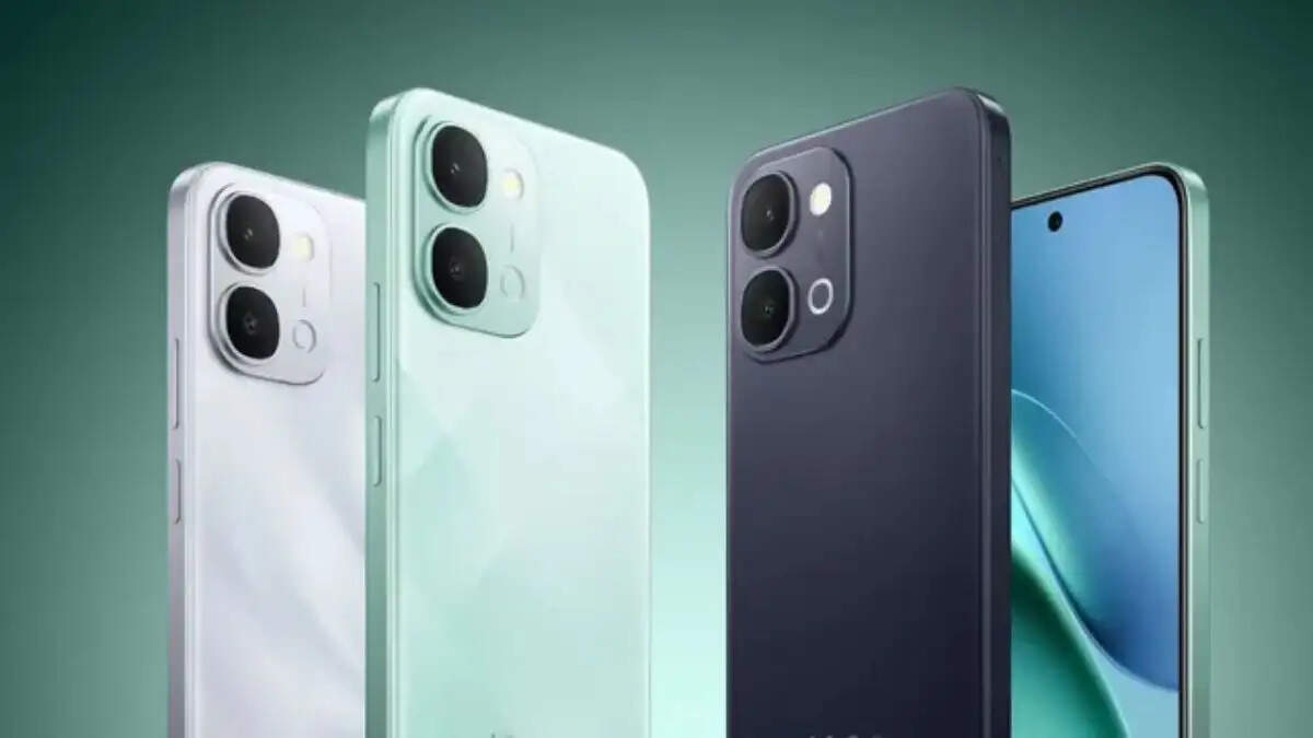 iQOO Z11: 9020mAh बैटरी और 165Hz डिस्प्ले के साथ लॉन्च की तारीख तय