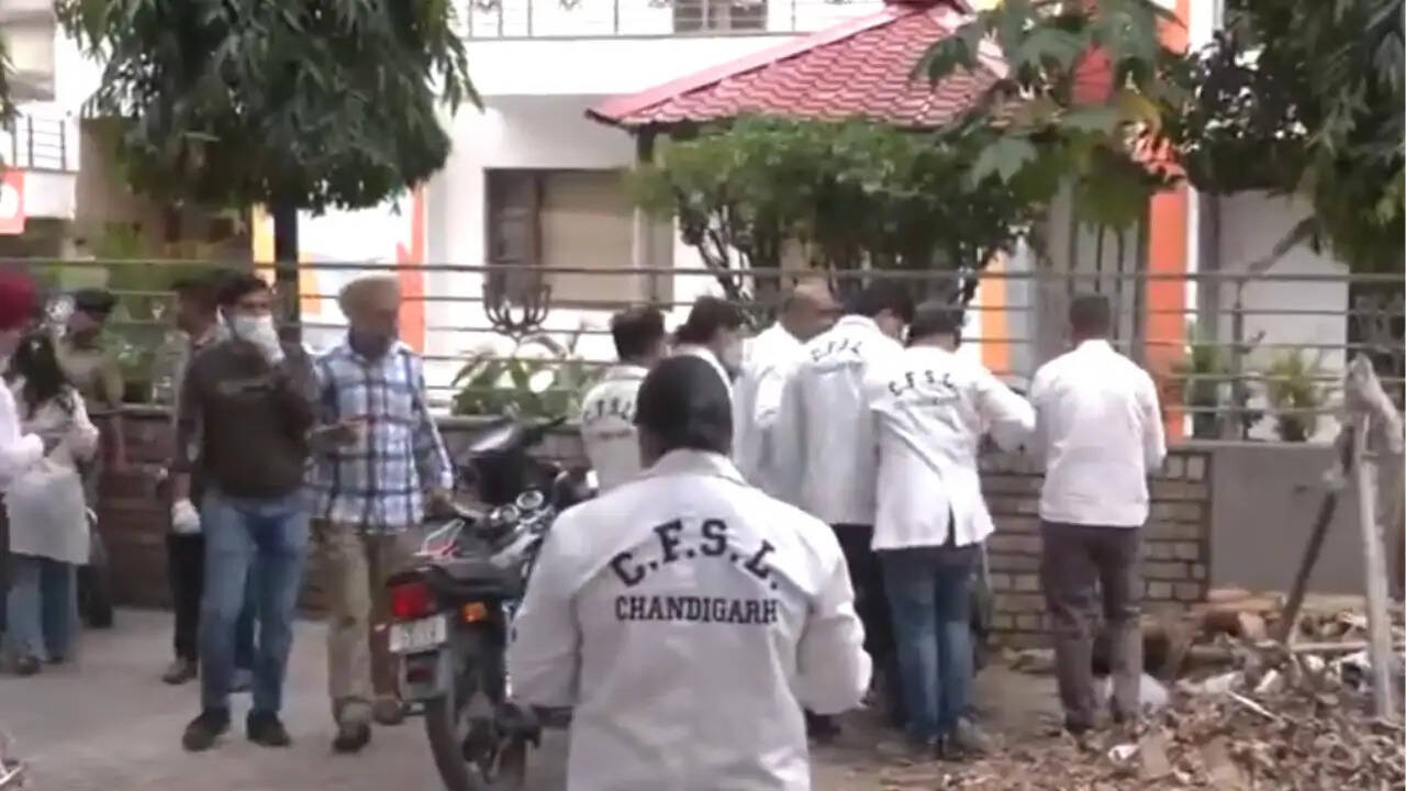 चंडीगढ़ में बीजेपी कार्यालय के बाहर विस्फोट, जांच जारी