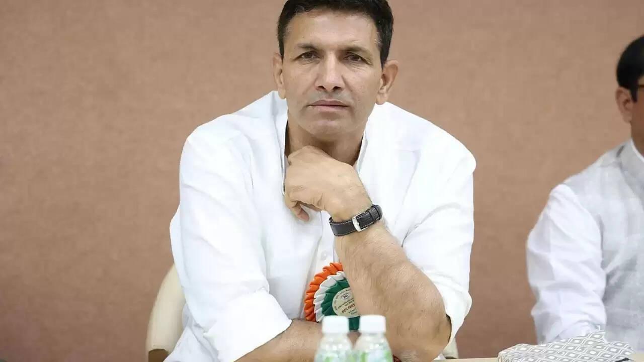 मध्य प्रदेश में मानव मल कांड: जीतू पटवारी पर एफआईआर, राजनीति में हलचल