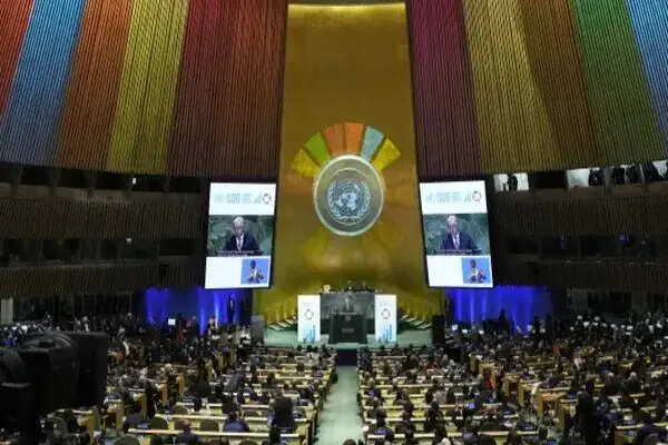 भारत की अर्थव्यवस्था: वैश्विक संघर्षों के बीच भी तेजी से बढ़ने का अनुमान