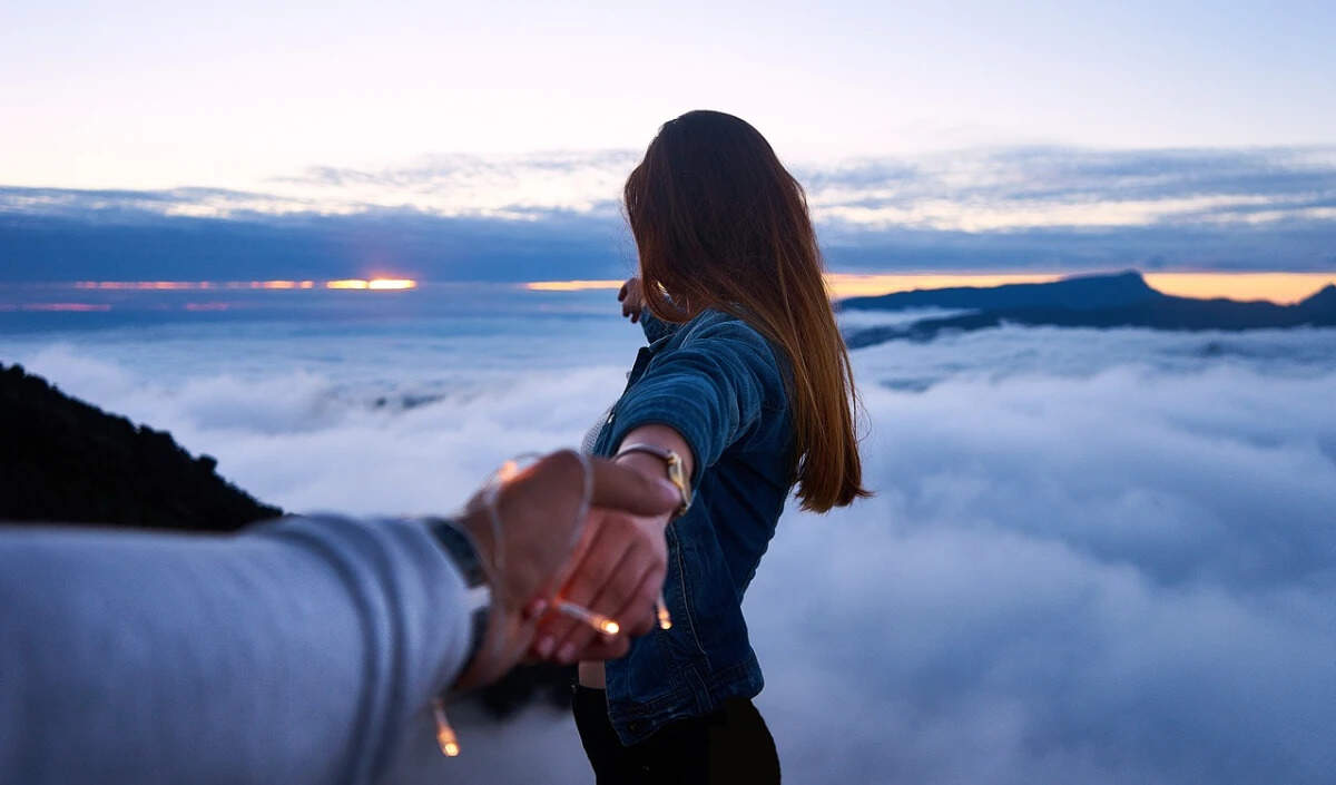 रोमांचक एडवेंचर हनीमून डेस्टिनेशंस: भारत और विदेशों में बेहतरीन विकल्प