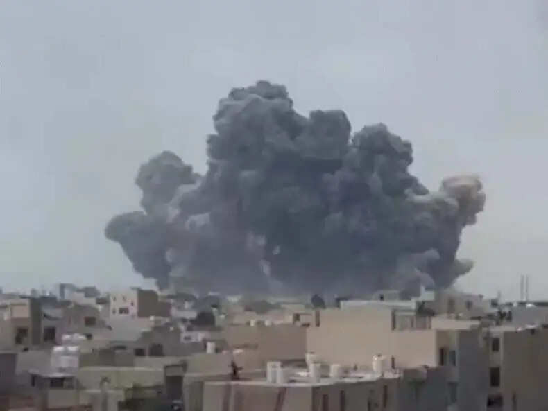 ईरान के बिना शर्त सरेंडर पर ट्रम्प का बयान: समझौता तभी संभव