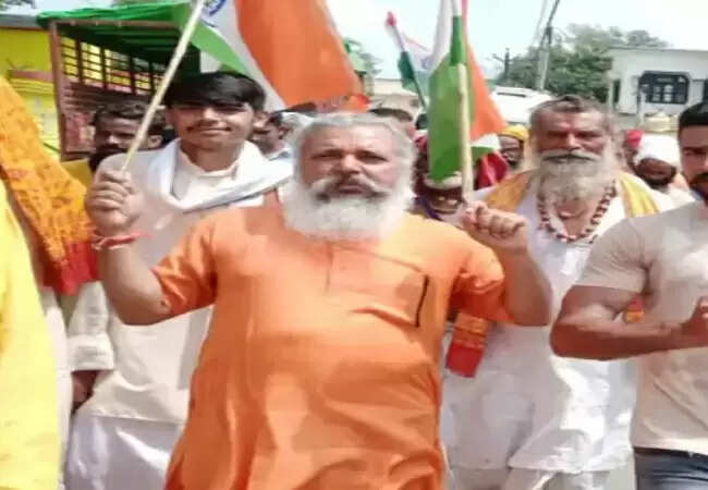 अयोध्या के महंत राम मिलन दास की संदिग्ध मौत