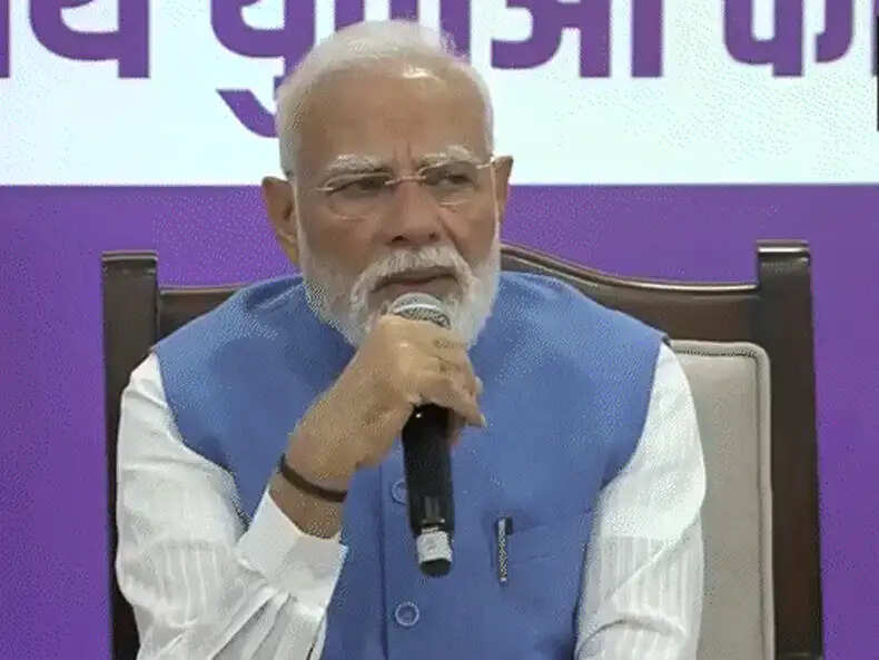 PM मोदी ने 15 लाख लाभार्थियों को 2400 करोड़ रुपये की प्रोत्साहन राशि दी