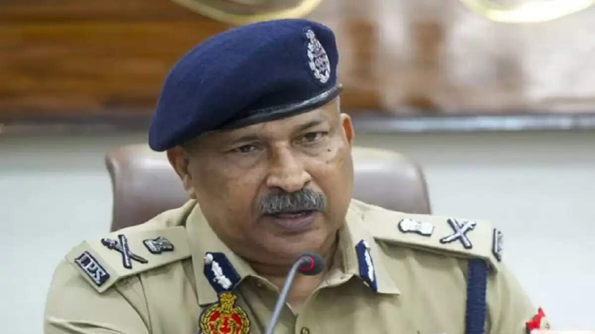 आगरा में अवैध धर्मांतरण का मामला: दो बहनों को कोलकाता से सुरक्षित बरामद किया गया