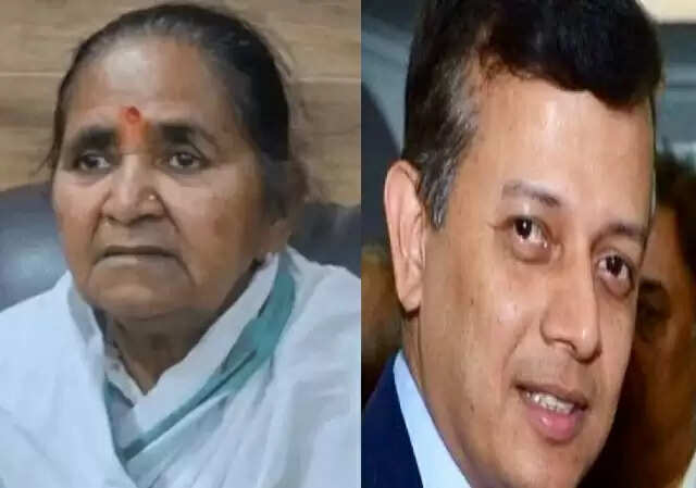 उत्तर प्रदेश के शिक्षा विभाग में टेंडर प्रक्रिया में भ्रष्टाचार का मामला