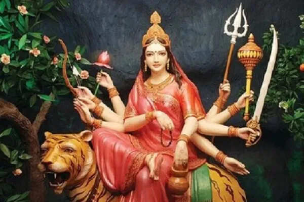 नवरात्रि के पांचवें दिन मां स्कंदमाता की पूजा का महत्व