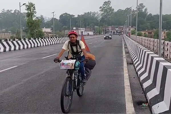साइकिल पर अमरनाथ यात्रा: सचिन चौधरी का पर्यावरण संरक्षण का संदेश
