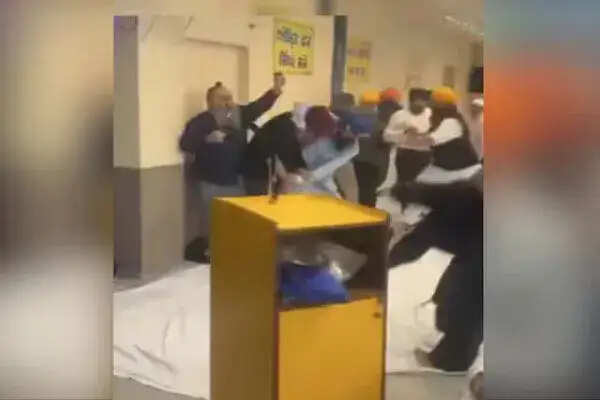 जर्मनी के गुरुद्वारे में हिंसक झड़प, 11 लोग घायल