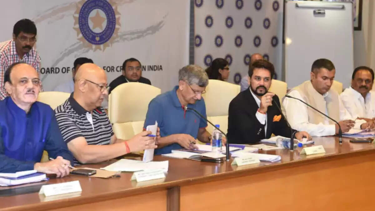 भारत सरकार ने एशिया कप में पाकिस्तान के खिलाफ हर मैच खेलने की पुष्टि की