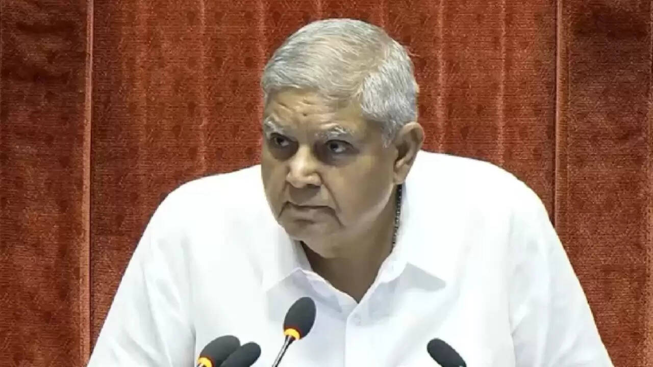 भारत के उपराष्ट्रपति जगदीप धनखड़ का इस्तीफा: क्या है इसके पीछे की सच्चाई?