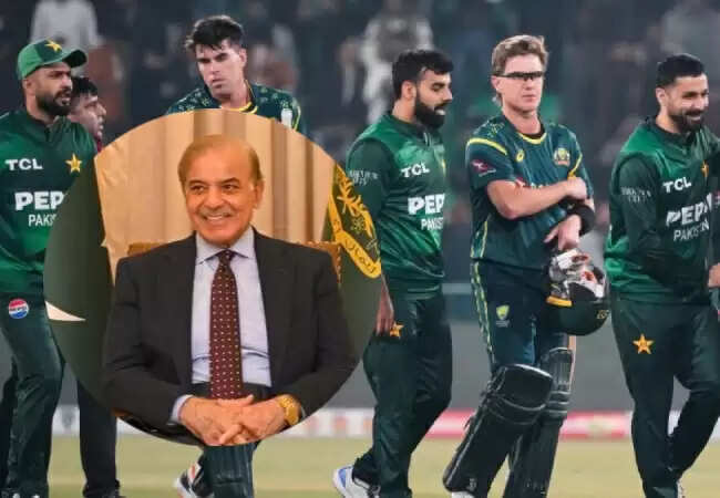 पाकिस्तान ने ऑस्ट्रेलिया को हराकर टी20 सीरीज में बढ़त बनाई