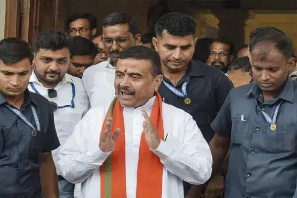पश्चिम बंगाल में अभिषेक बनर्जी पर हमले से राजनीतिक हलचल