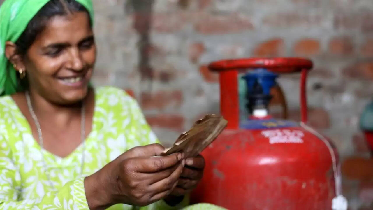 सरकार का LPG पर सब्सिडी पैकेज: घरेलू रसोई गैस की कीमतों में राहत