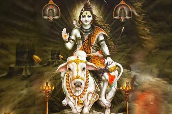 सावन में महादेव का रहस्य: भस्म, चंद्रमा और गंगा का महत्व
