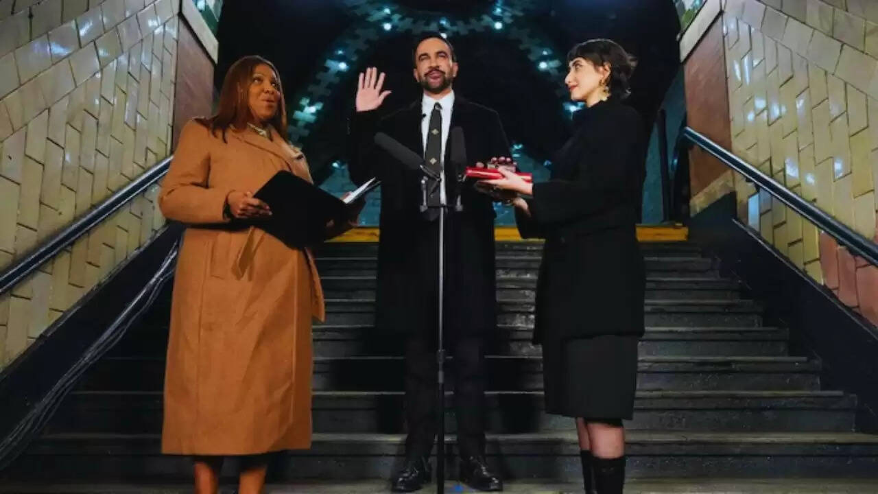 न्यूयॉर्क के पहले मुस्लिम मेयर जोहरान ममदानी ने शपथ ली, जानें उनके वादे और चुनौतियाँ