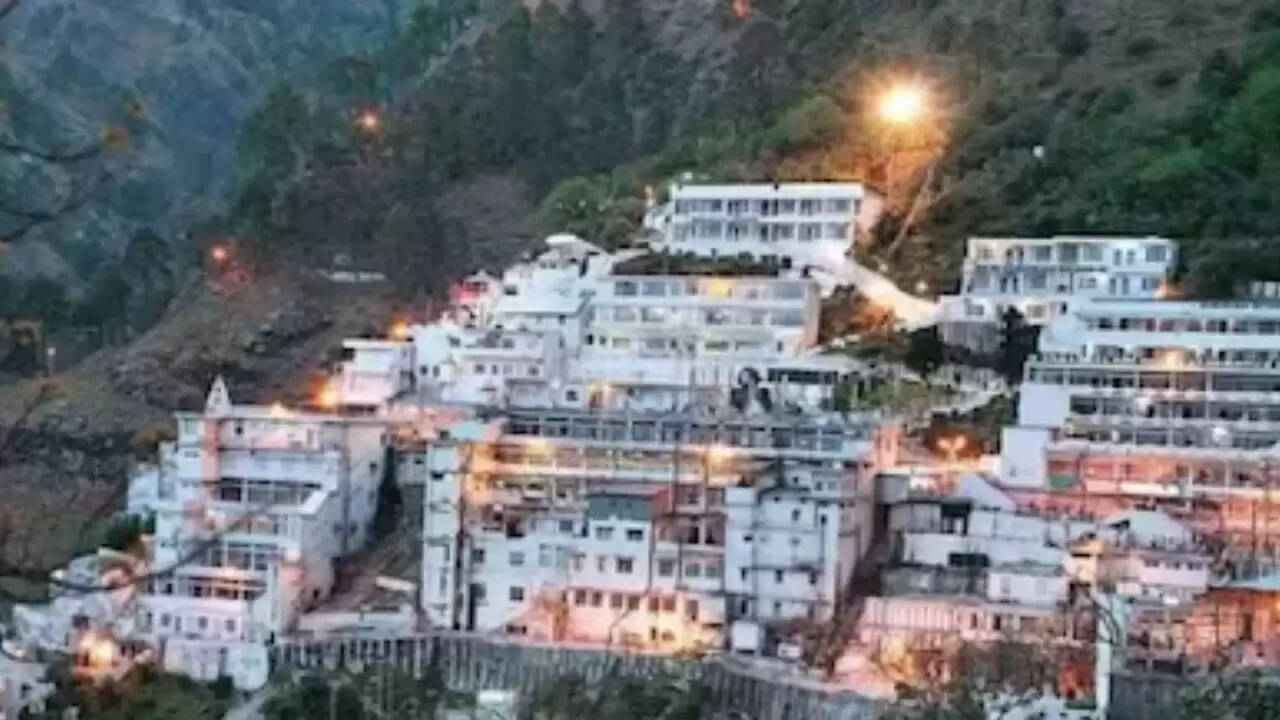 Vaishno Devi Yatra: श्रद्धालुओं के लिए राहत, 14 सितंबर से फिर शुरू होगी यात्रा