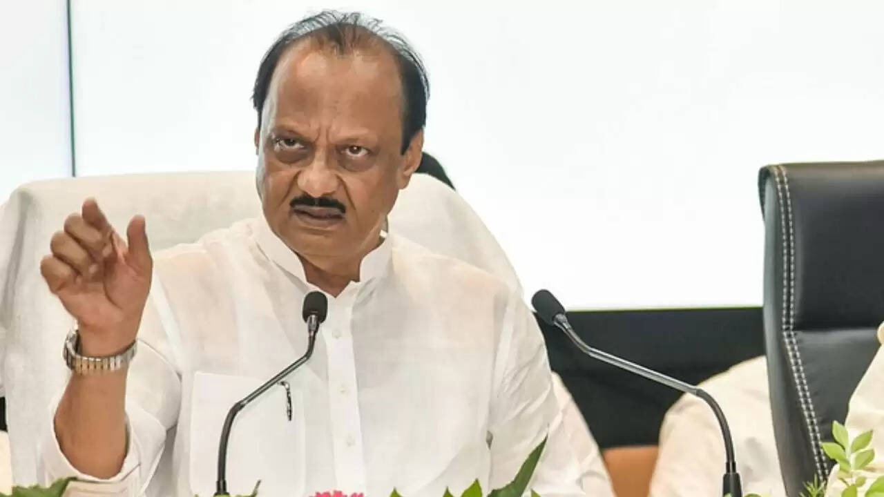 महाराष्ट्र में दिवाली पर विधायक के बयान से बढ़ा राजनीतिक विवाद