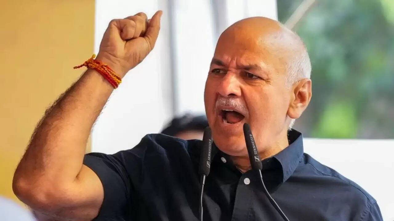 क्या सरकारी स्कूलों की छतें गिरना बन गया है नया सामान्य? AAP ने BJP पर साधा निशाना
