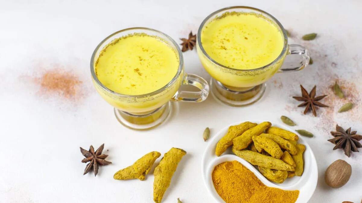 रात में हल्दी वाला दूध: सेहत के लिए जादुई लाभ