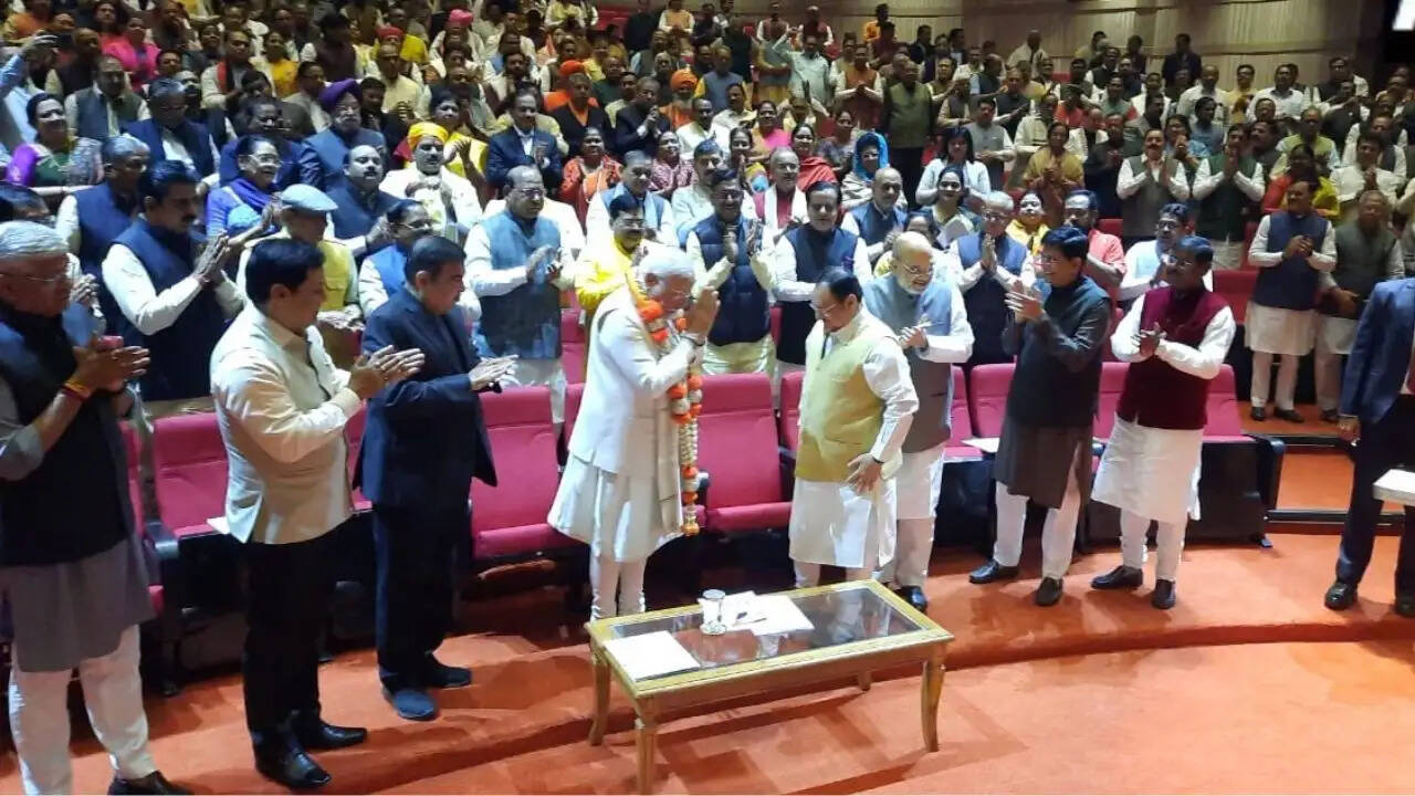 राज्यसभा में एनडीए की बढ़ती ताकत: क्या टीएमसी के इस्तीफे का है असर?