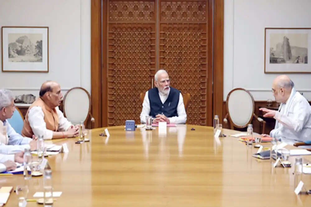 भारत में पश्चिम एशिया संकट पर सर्वदलीय बैठक का आयोजन