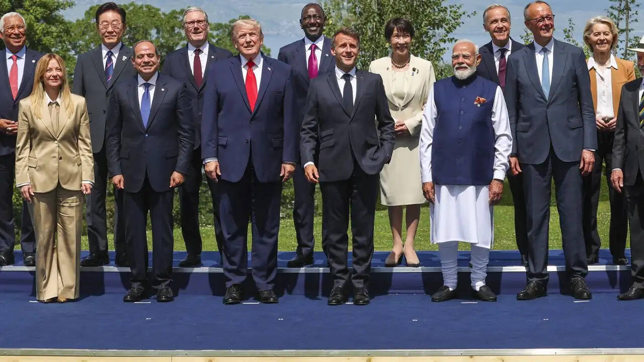 G7 समिट में पीएम मोदी की भागीदारी: वैश्विक नेताओं के साथ महत्वपूर्ण चर्चा