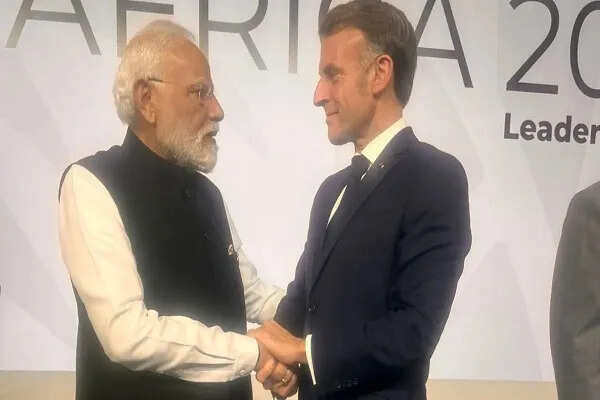 G20 शिखर सम्मेलन में पीएम मोदी और मैक्रों की मित्रता की झलक