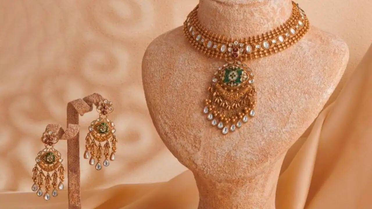 सोना और चांदी के दामों में उतार-चढ़ाव: जानें ताजा रेट