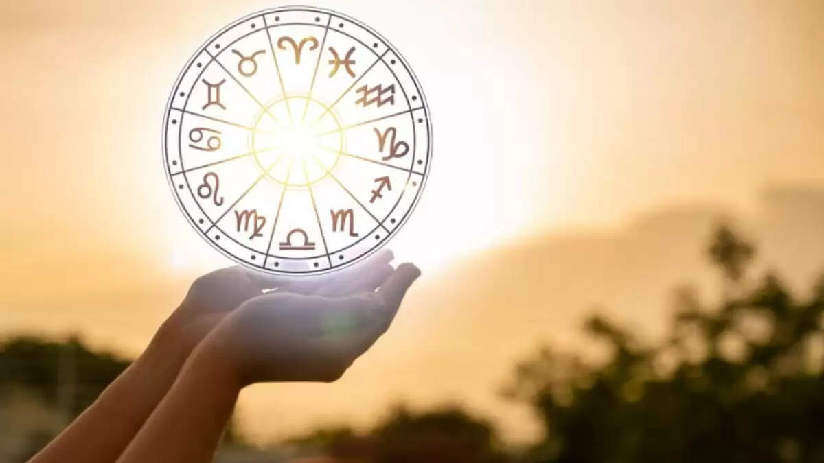 20 जुलाई 2025 का राशिफल: जानें किन राशियों को मिल सकती हैं चुनौतियाँ