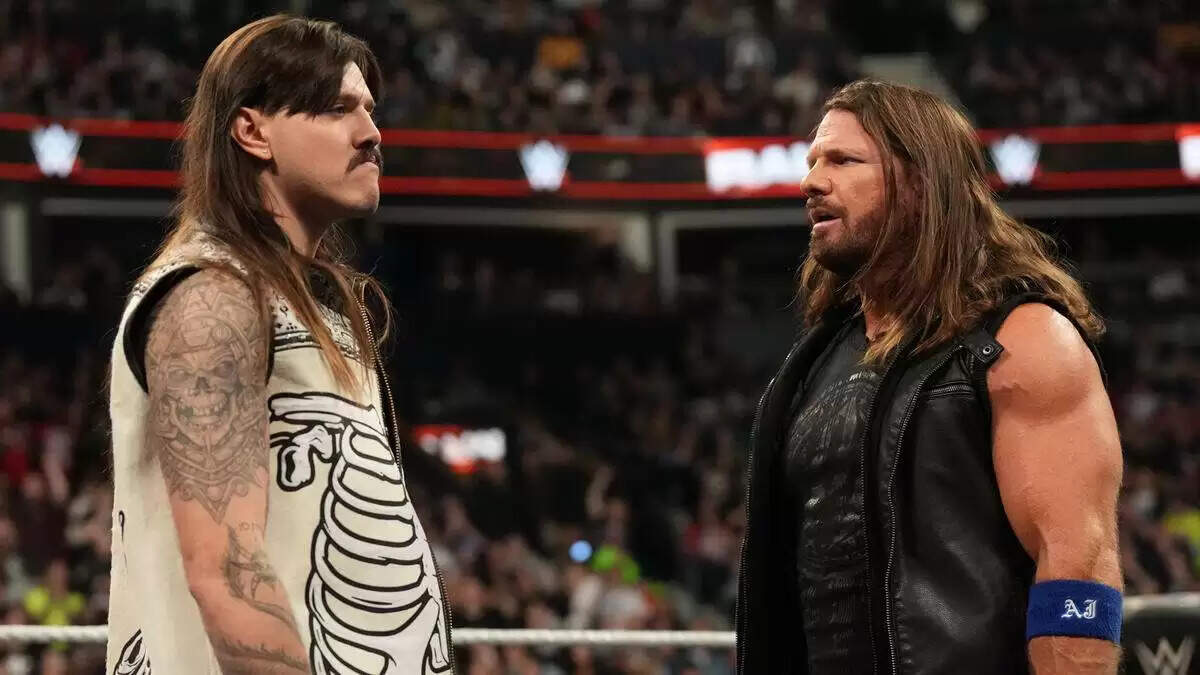 WWE SummerSlam 2025: Dominik Mysterio और AJ Styles के बीच होगा बड़ा मुकाबला