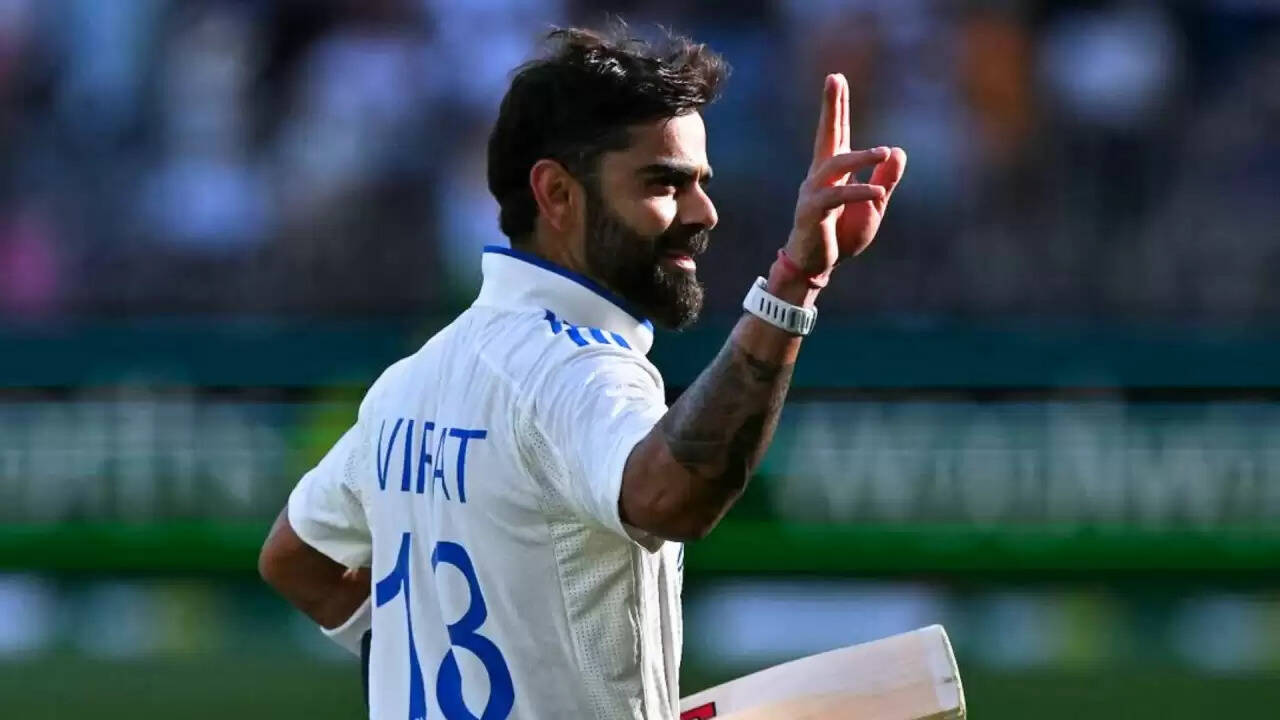 Virat Kohli की Instagram कमाई: एक पोस्ट से कमाते हैं 12 करोड़, जानें कैसे!