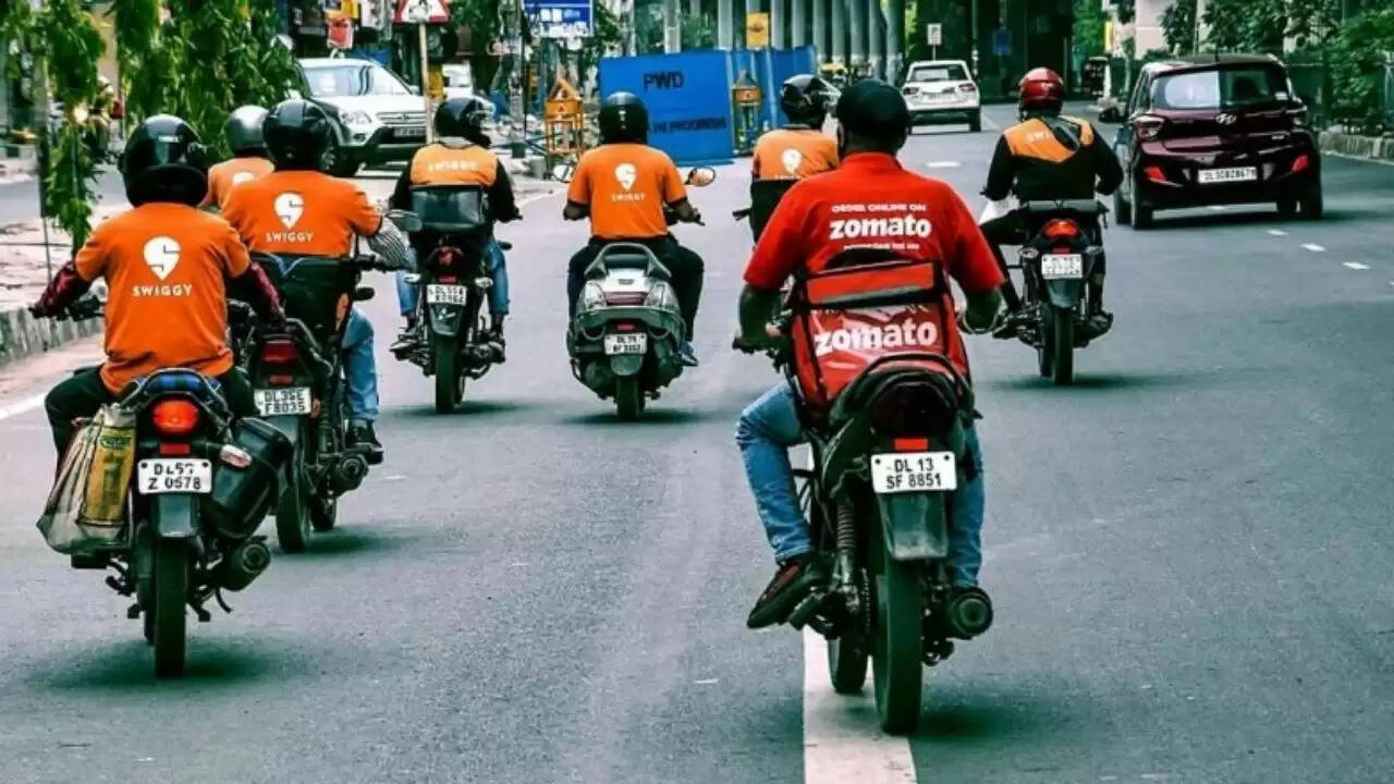 नए साल की पूर्व संध्या पर गिग वर्कर्स की हड़ताल की तैयारी