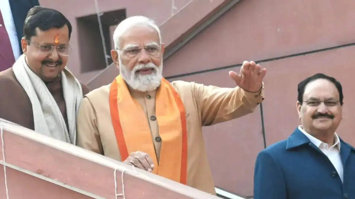 बिहार में मुख्यमंत्री पद के लिए तीन प्रमुख दावेदारों की चर्चा