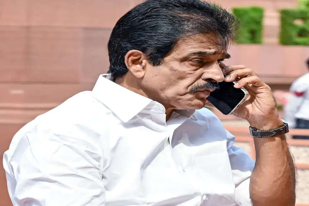 केरल में कांग्रेस पार्टी के टिकट बंटवारे में केसी वेणुगोपाल का प्रभाव