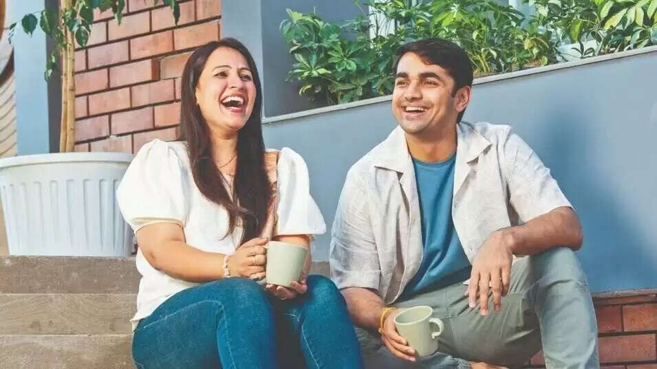 महिलाओं की भावनात्मक ताकत और कमजोरियां: एक गहन विश्लेषण