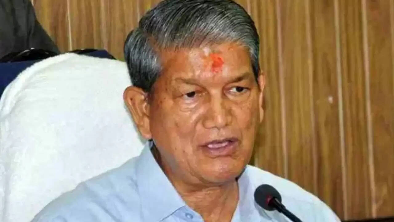 हरीश रावत का सड़क हादसा: पूर्व मुख्यमंत्री बाल-बाल बचे, जानें पूरी कहानी