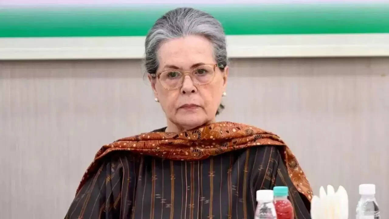 सोनिया गांधी का इजराइल-ईरान तनाव पर लेख: क्या भारत की आवाज़ सुनने का समय आ गया है?