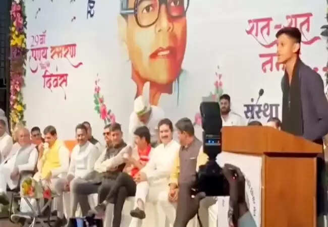 इंदौर के मेयर के बेटे का भाषण सोशल मीडिया पर छाया, मोदी सरकार पर उठाए सवाल
