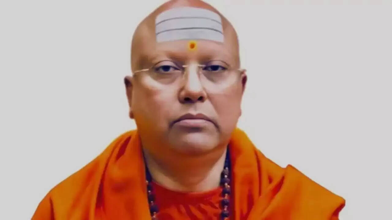 दिल्ली में 'गॉडमैन' स्वामी चैतन्यनंद सरस्वती की जमानत याचिका खारिज, गंभीर आरोपों का सामना