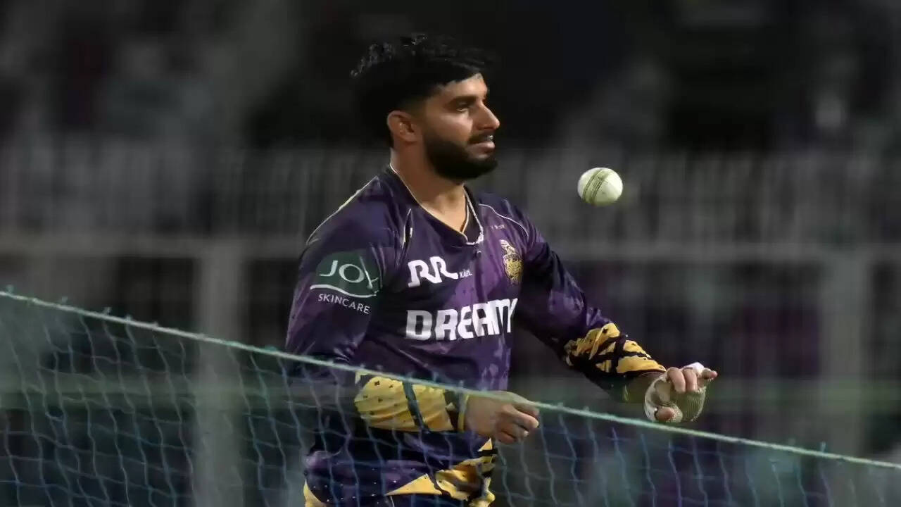 मुंबई इंडियंस ने KKR के मयंक मारकंडे को ट्रेड करने की योजना बनाई
